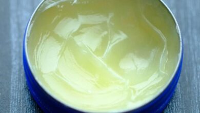 5 manfaat petroleum jelly untuk kecantikan