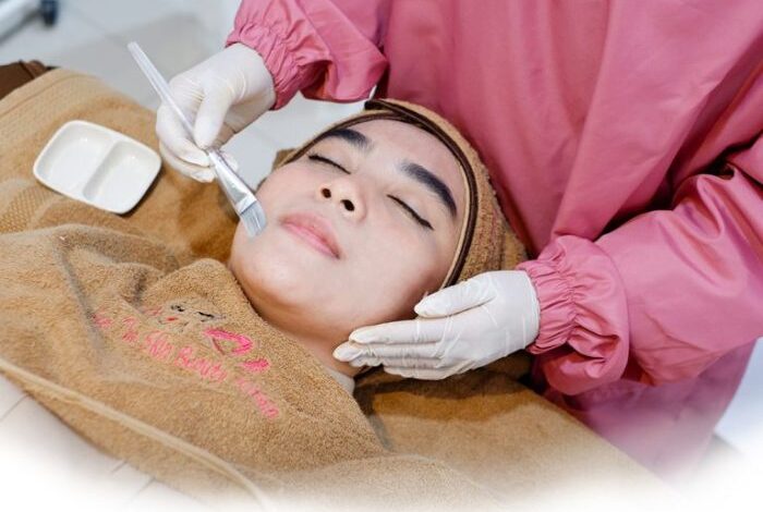 5 manfaat prosedur chemical peeling untuk kulit berjerawat