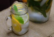 5 manfaat infused water bagi tubuh