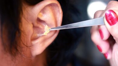 3 cara efektif membersihkan penumpukan ear wax