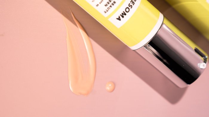 5 mitos tentang sunscreen yang perlu diluruskan