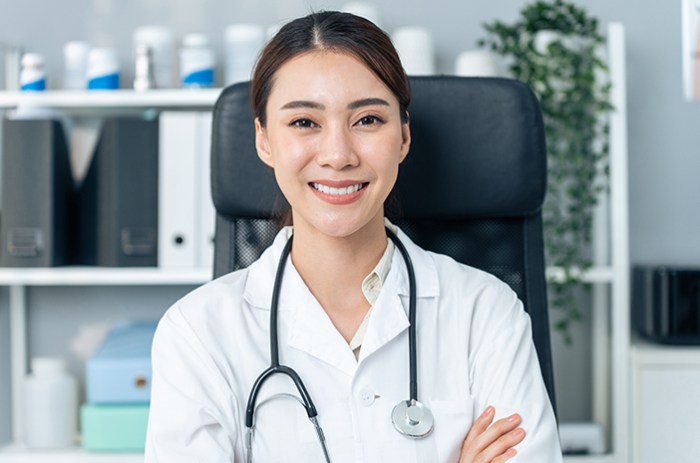 5 rekomendasi dokter umum berpengalaman di medan 1